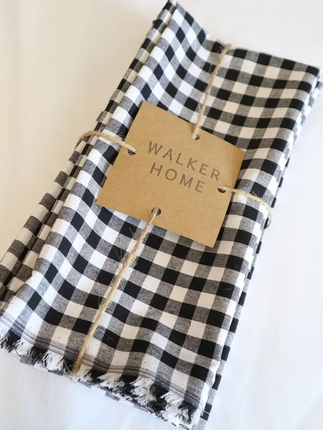 black and white woven gingham napkin set 