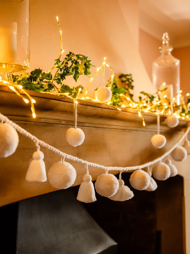 Jumbo White Pom Pom and Tassel Garland 