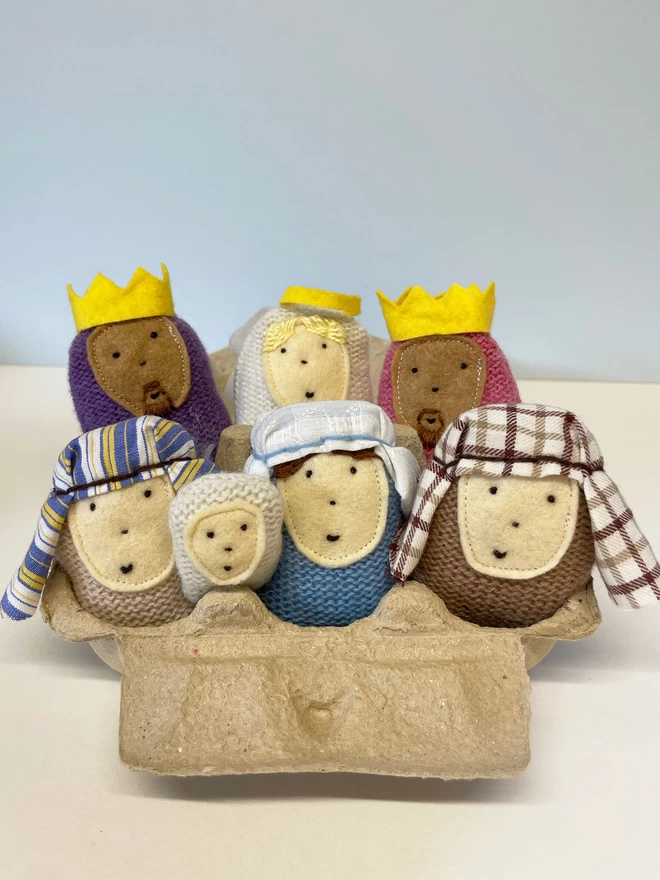 Knitted Nativity People in Egg Box