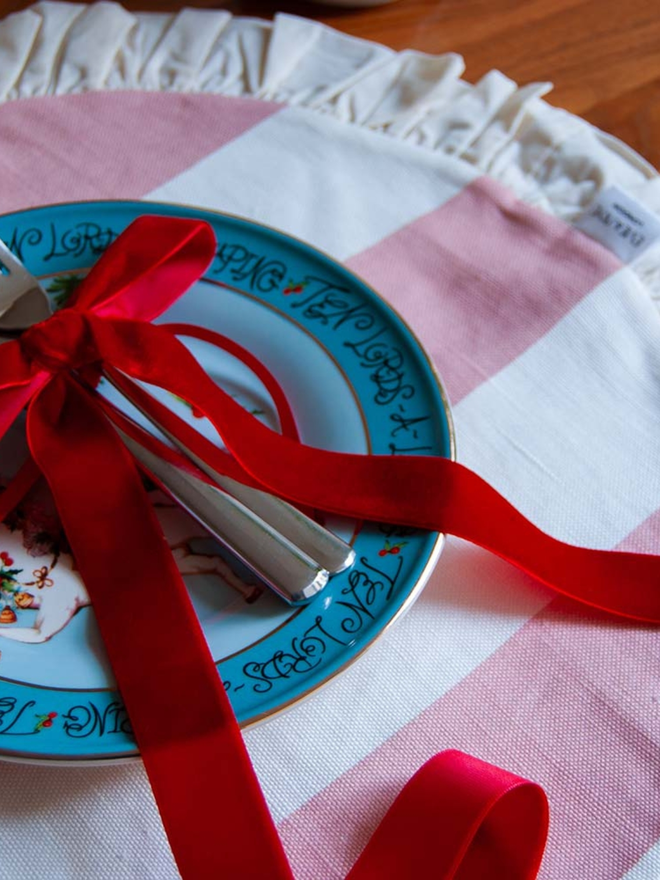 Pink Round Ruffle Striped Placemat