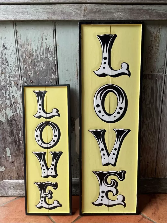 Cottage Cream Love Replica Circus Sign, interior