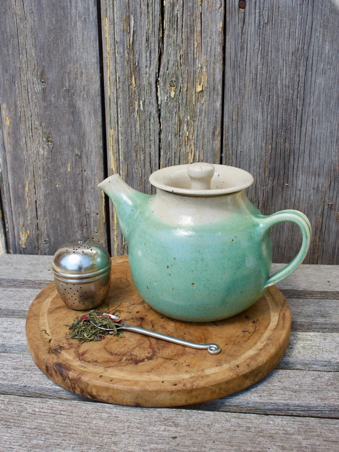 Ceramic Tea Pot