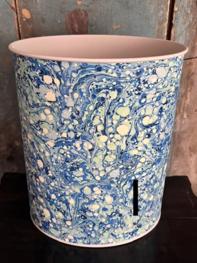 Oval Waste Paper Bin. A bin in I