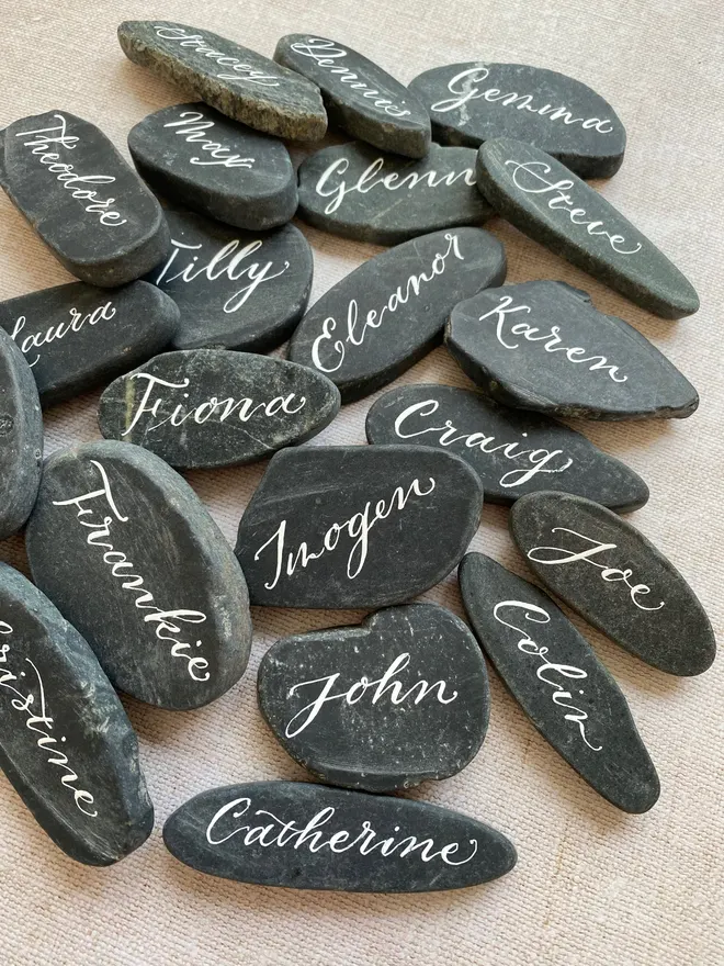 granite slice place settings written in white ink