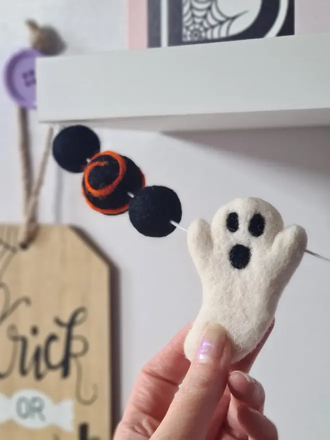 Felt Ghost Garland Halloween Decoration 