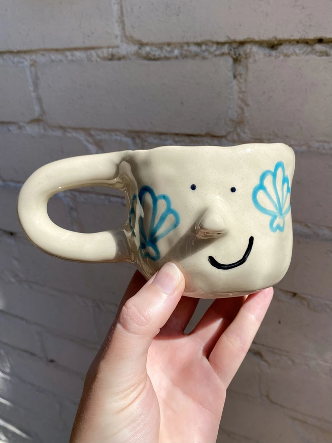 shell mug