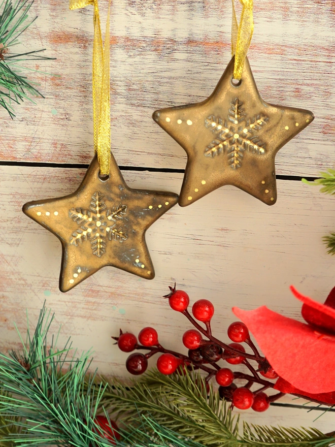 christmas star tree decoration, ceramic christmas star, ceramic snowflake star decoration, ceramic christmas decoration gold. ceramic snowflake gold, christmas tree decoration, Jenny Hopps Pottery 