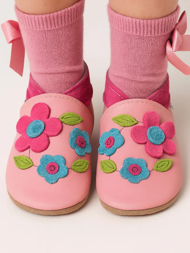 flower baby shoes
