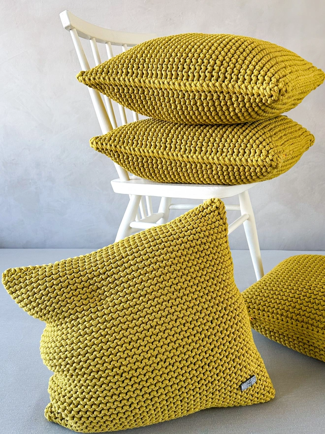golden kiwi square cushion