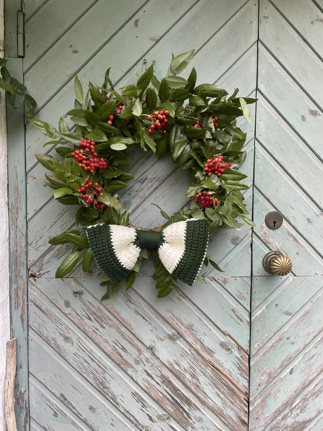 Crocheted Christmas Bow