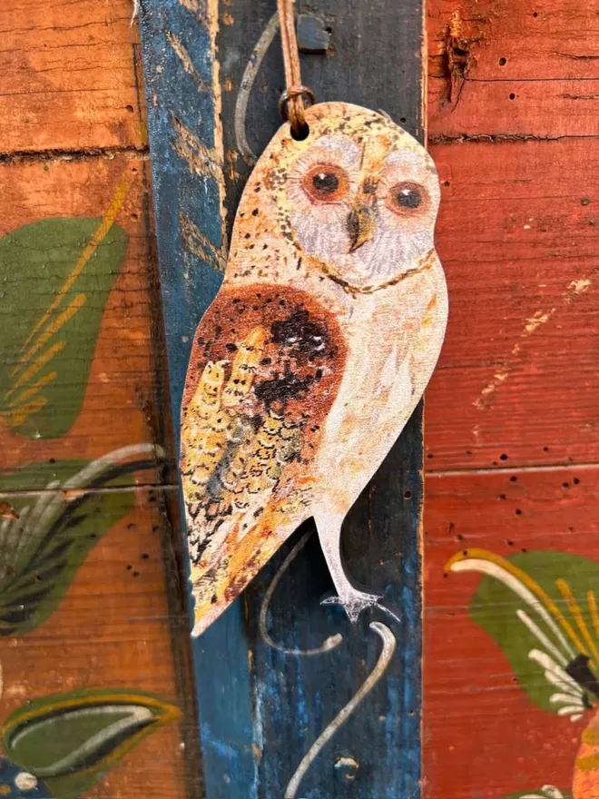 Barn owl hanging decoration