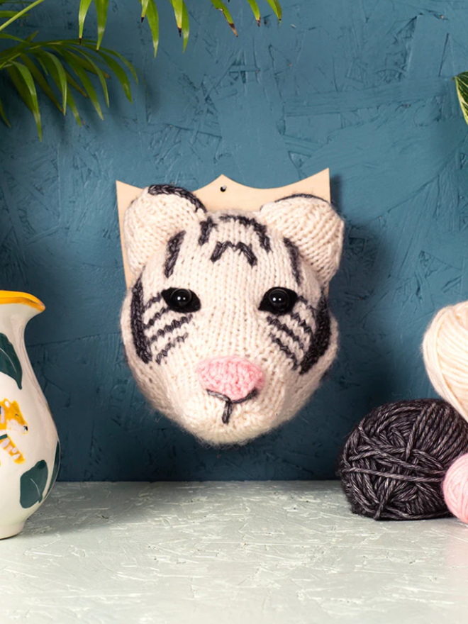 Tiger Head Knit Kit. A mini white tiger knit kit, completed and mounted.