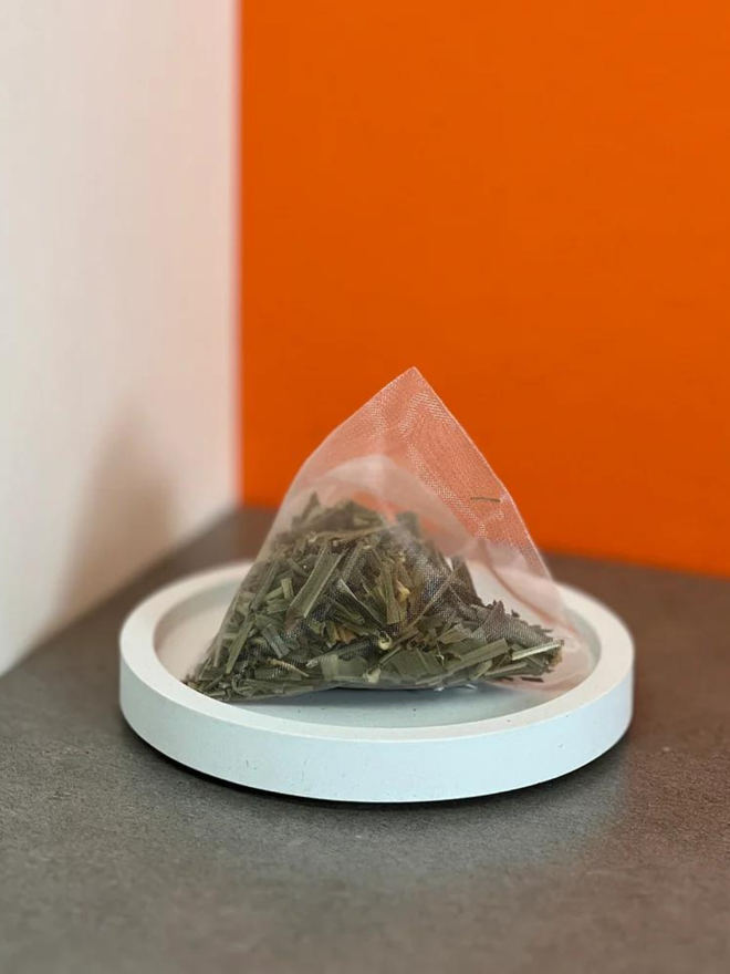 lemongrass & ginger tea bag