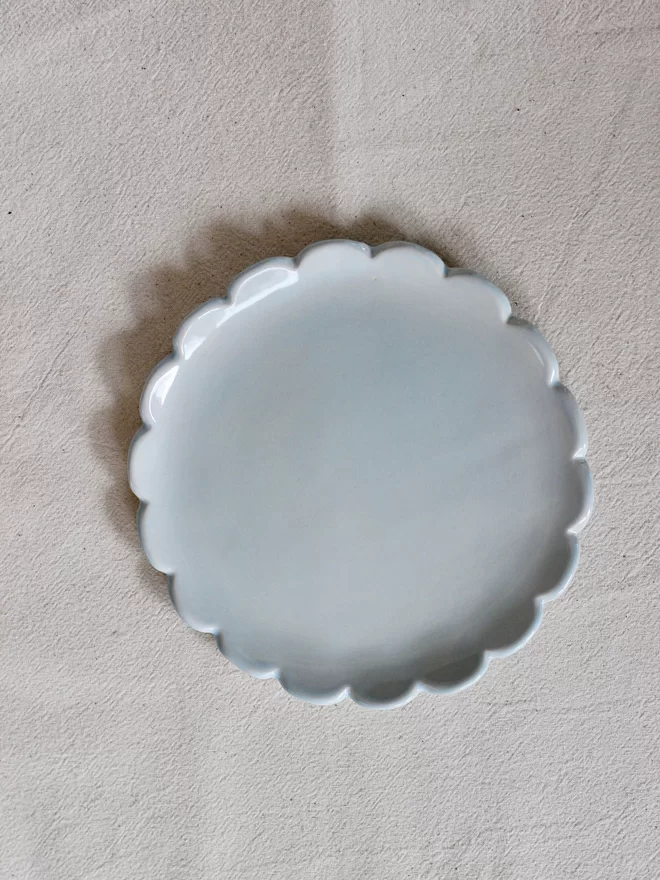 heaven blue camellia edge side plate