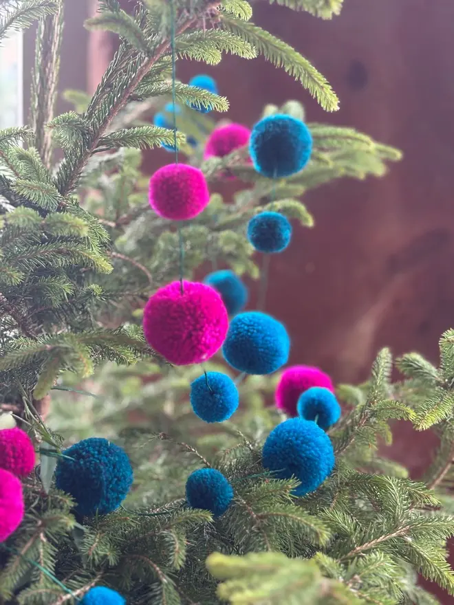 jewel pom pom garland 