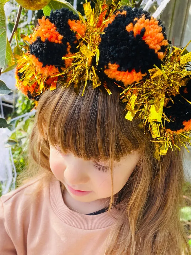 Halloween headband Pom Pom headband tinsel headband glitter headband Halloween dress up fancy dress Halloween Pom Pom pink purple black Pom Pom headwear Halloween headwear