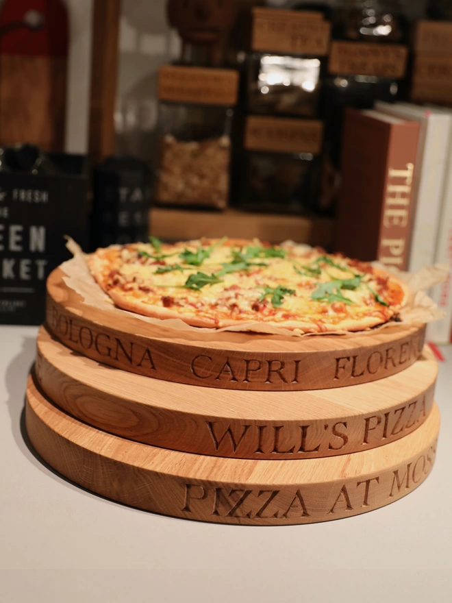 Personalised Oak Pizza Board - Round