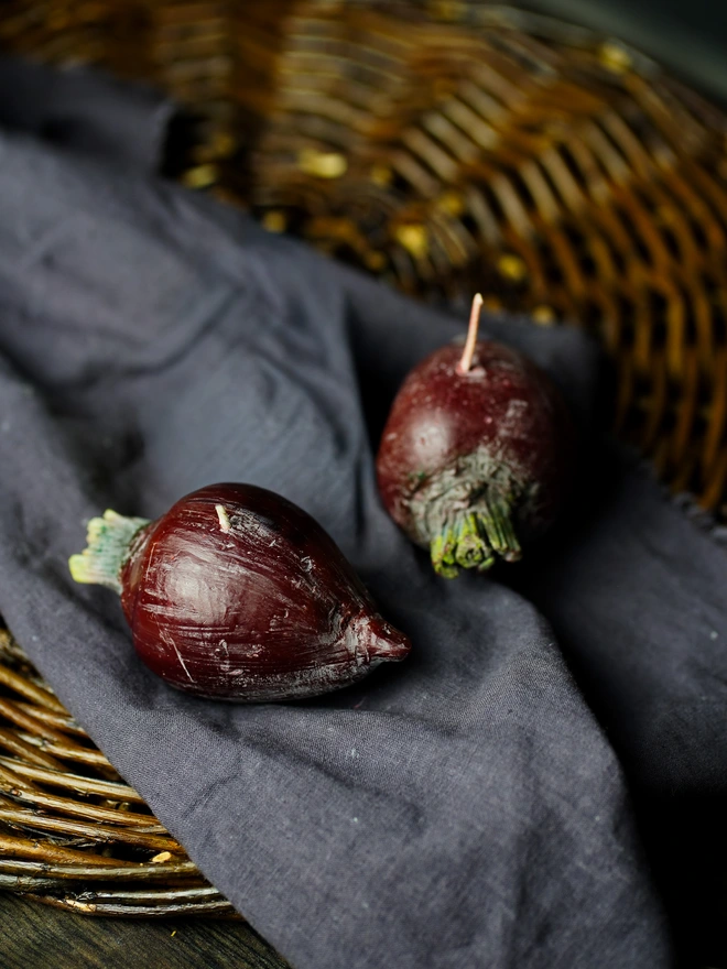 The Beetroot Candle