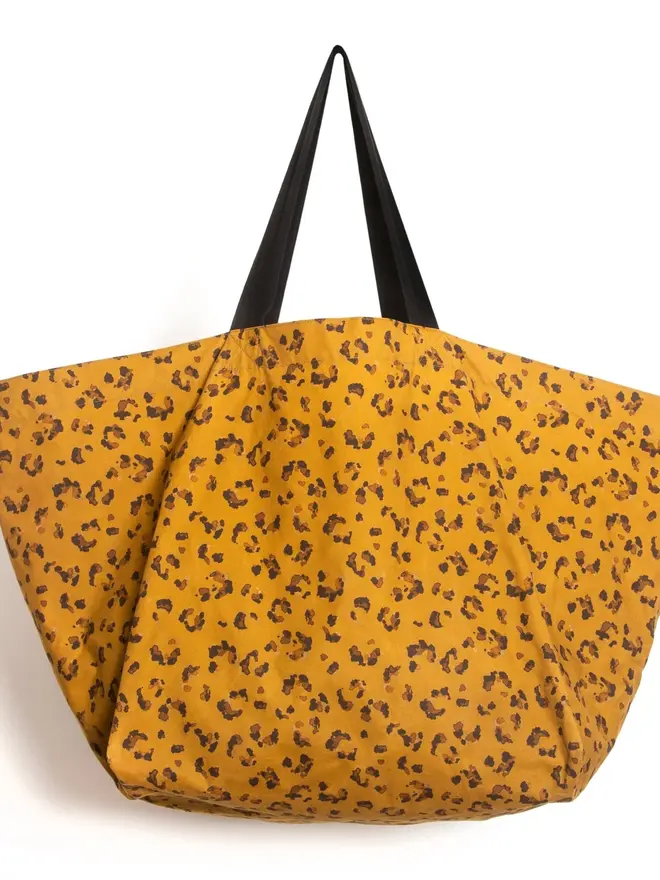 Leopard Contents Oversized Tote Bag