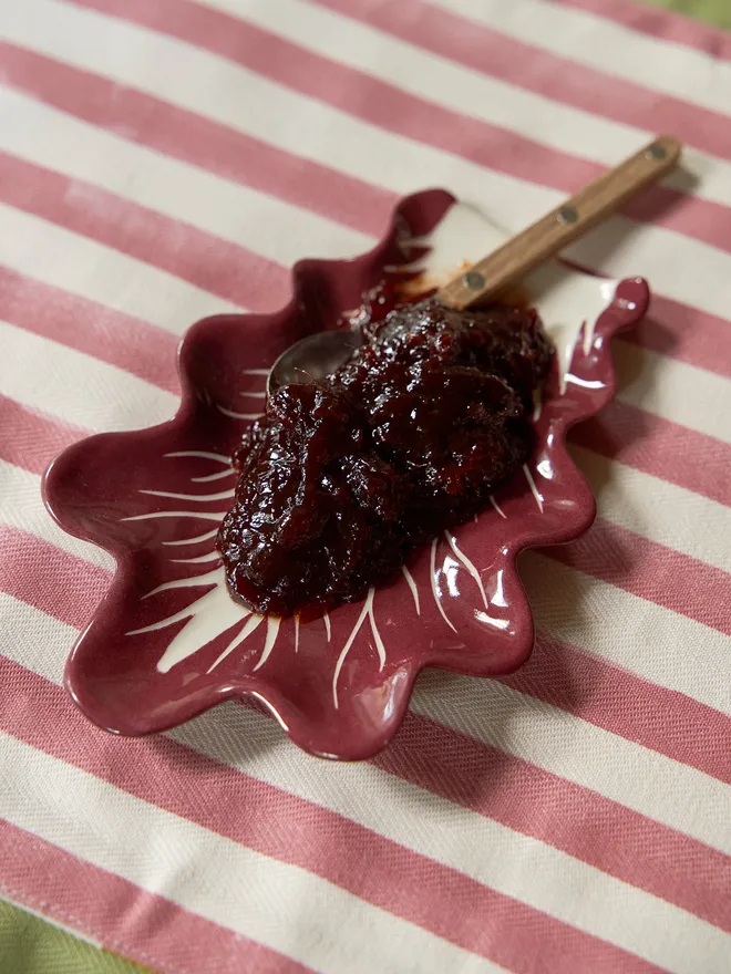 Radicchio leaf dish