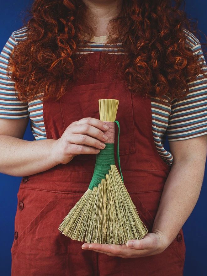 Broomcorn brush