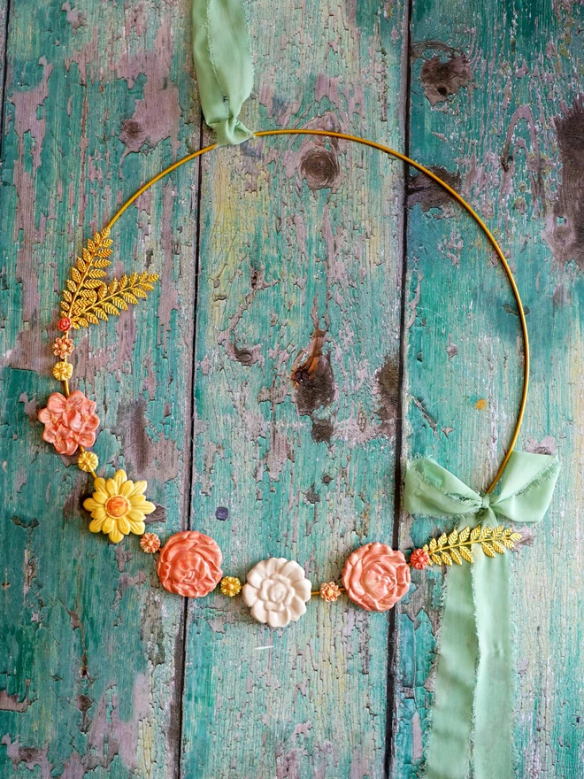 ceramic flower wreath, everlasting wreath, flower wreath, decorative wreath, flower wall hanging, Jenny Hopps Pottery