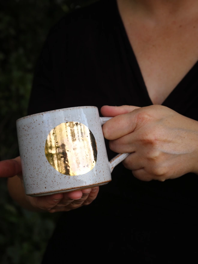 golden Luna mug