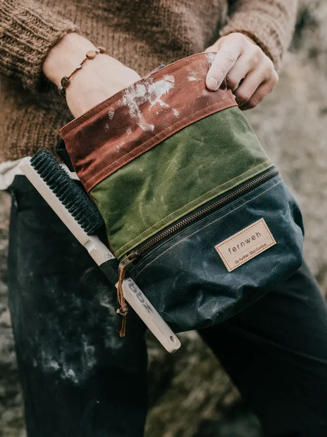 waxed cotton boulder bucket