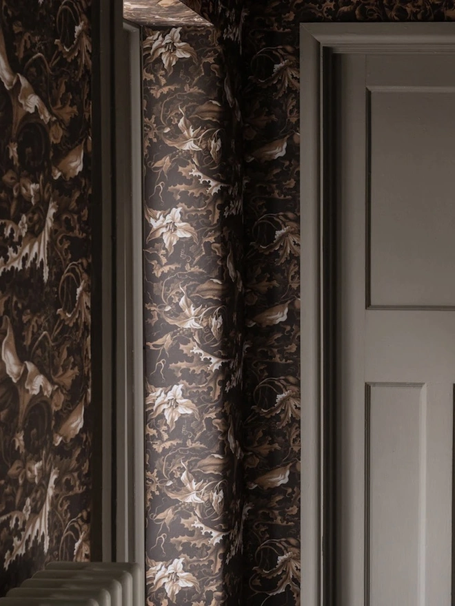 Labyrinth In Oak Wallpaper