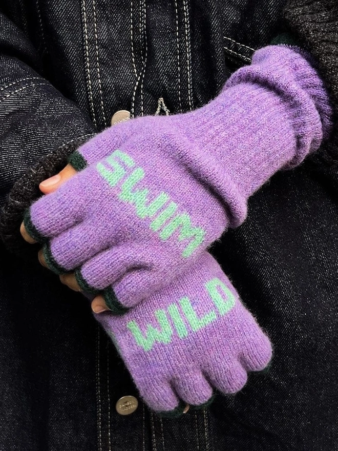 "Wild Swim" Fingerless Gloves 