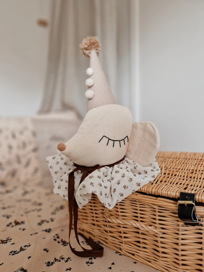 Beige Circus Mice Hanging Wall art, Mouse Nursery Decoration, Animal Head