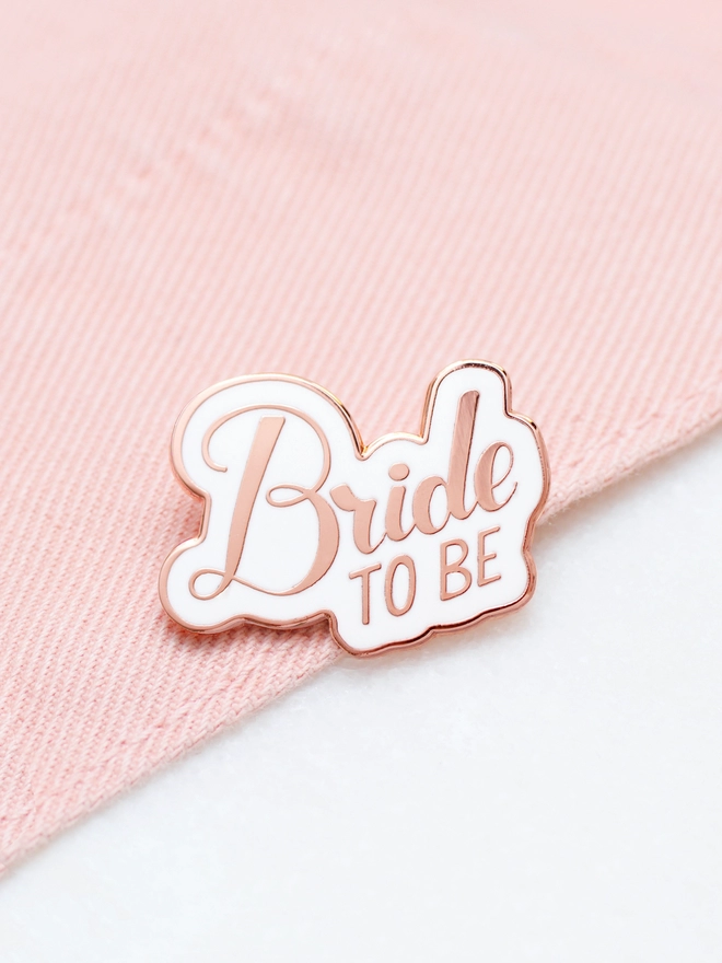 bride to be enamel pin badge