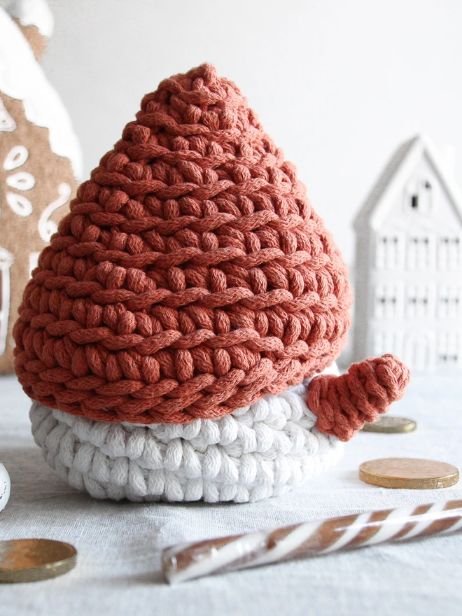 crochet snowman basket orange