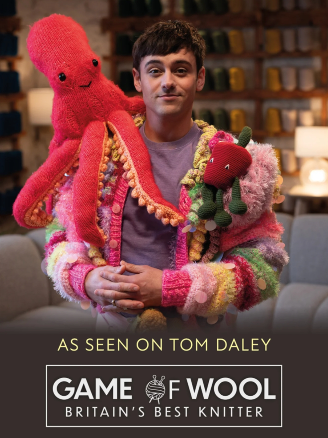 Octopus Knitting Kit. A large red knitted octopus with Tom Daley.