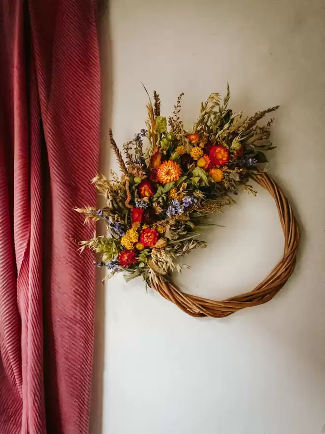 Sweet William & Straw Flowers Wreath Dried
