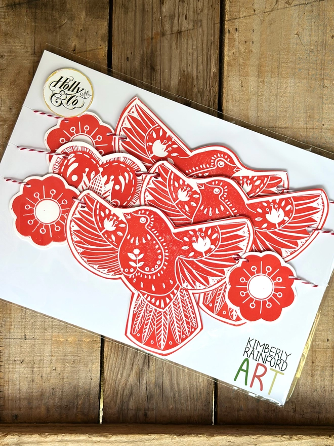 Robin Linocut Garland, Hand Printed Traditional Folk Art Decoration