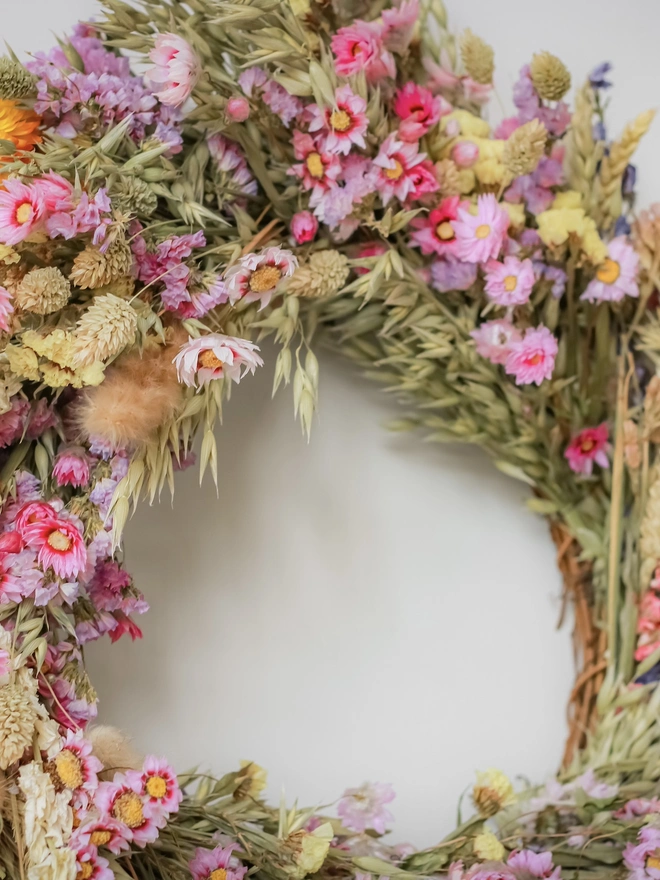 'Swaledale' Everlasting Dried Wreath