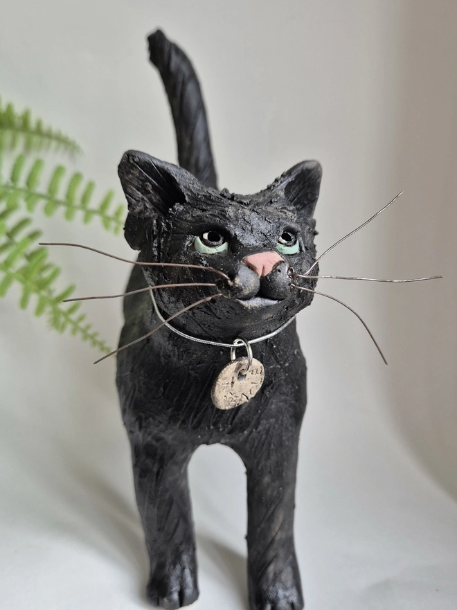 Black cat sculpture 