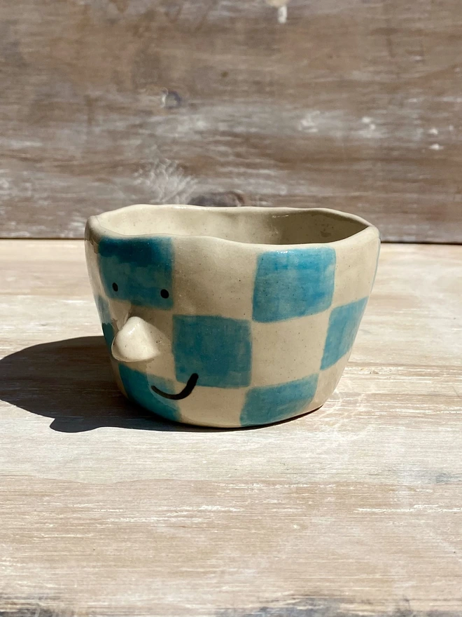 ocean checkerboard ceramic pot - angle