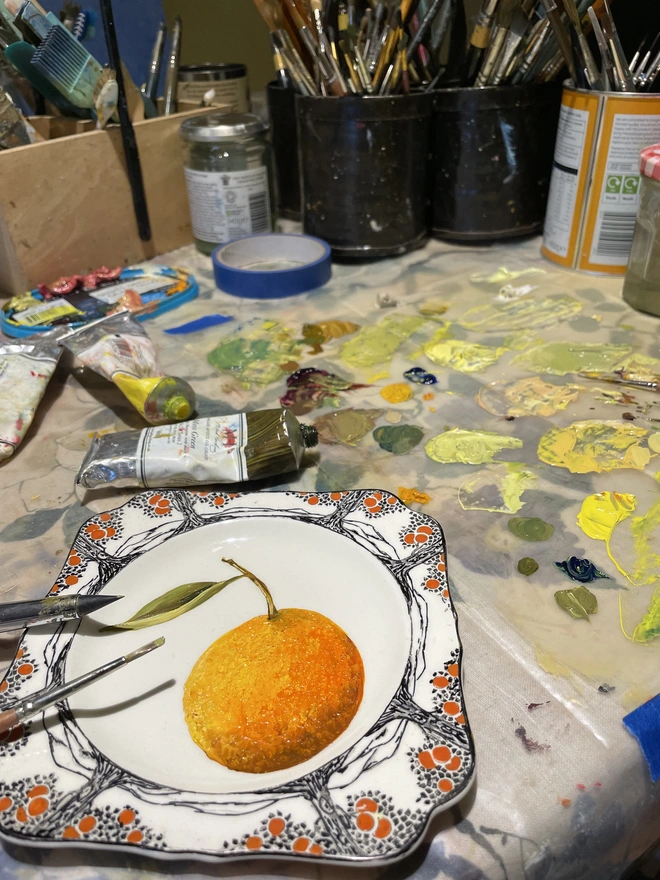 painting mandarin in the studio