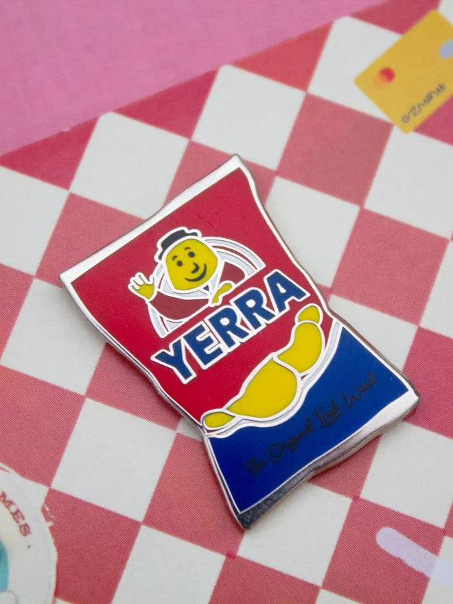 british pub pin