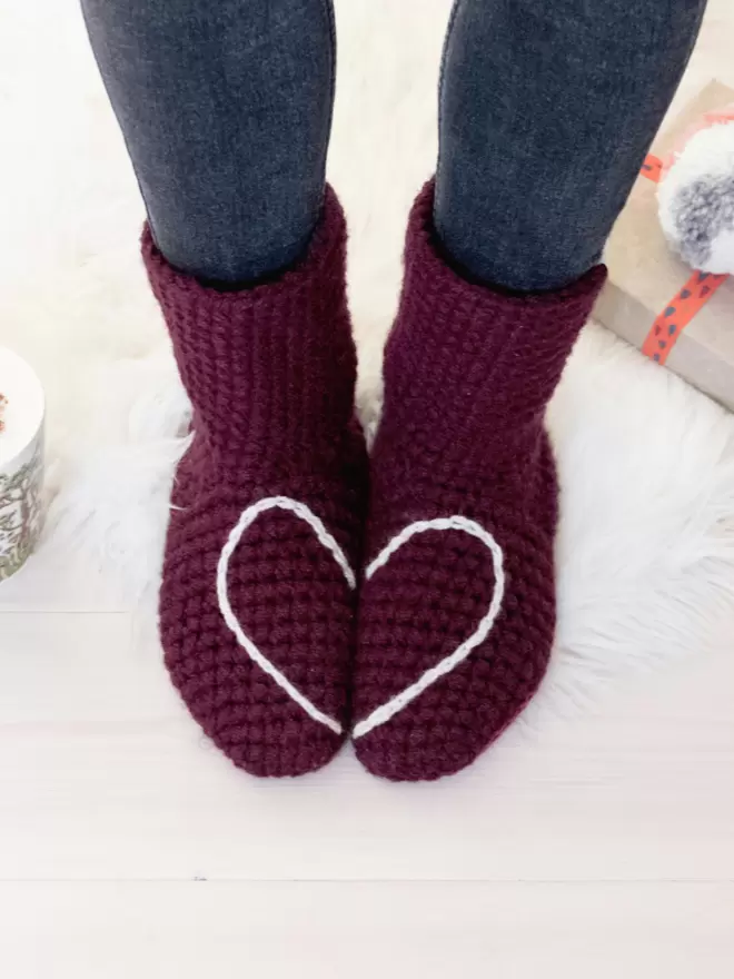 Plum heart slipper socks