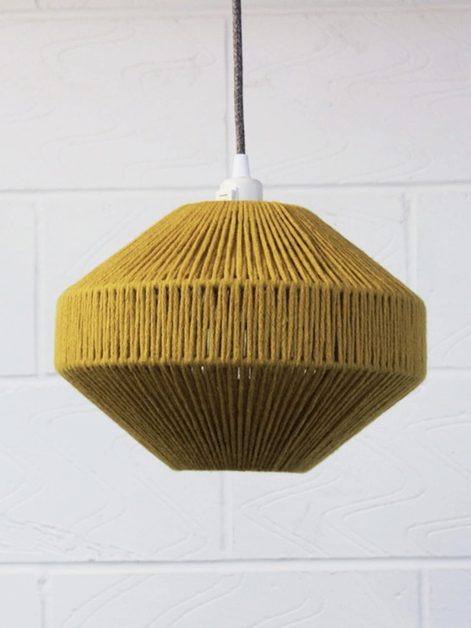 XS Capsule Lampshade Gold