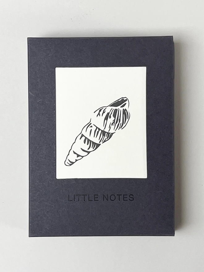 Front of the little notes gift box perfect foe any occasion