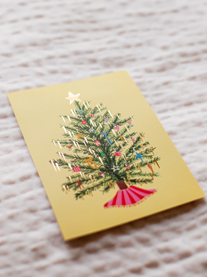 Butter-yellow-christmas-tree