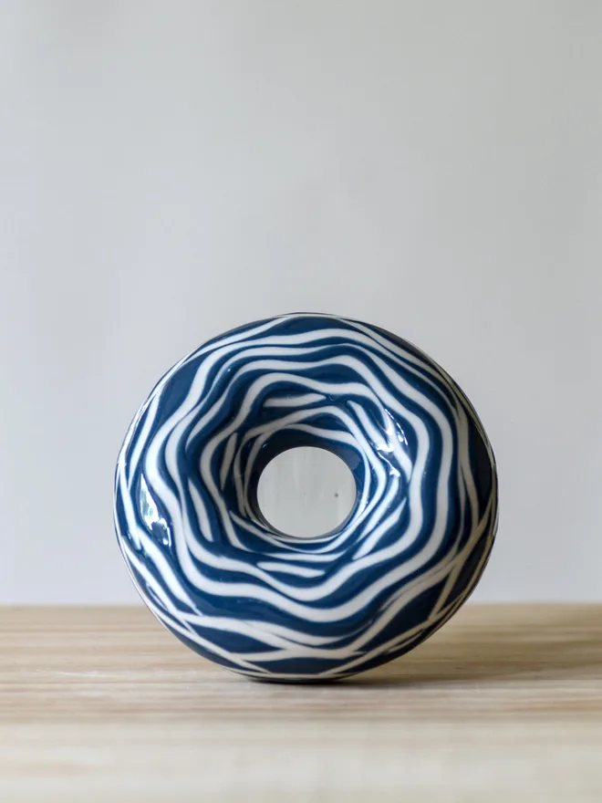 Avocado Planter Blue & White Wavy Circles