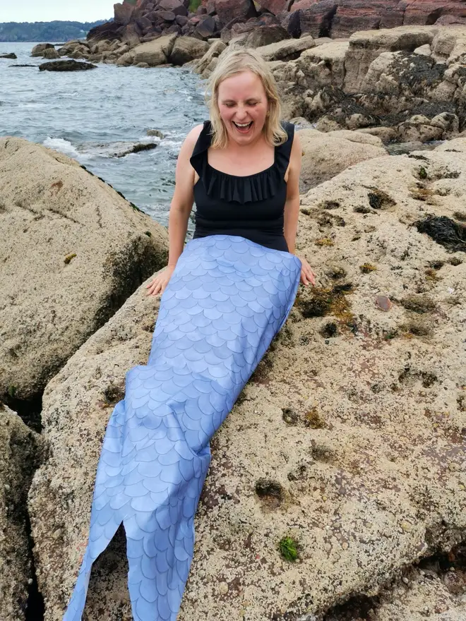 blue mermaid pattern gift wrap