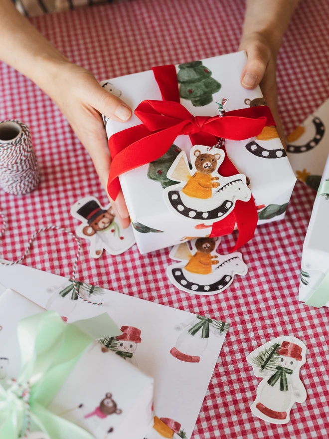 Bear Christmas Gift Wrap and Matching Tag