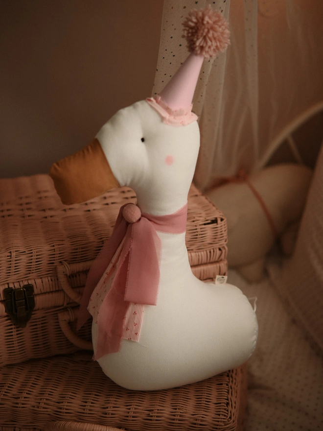 Soft Duck Wall Hanging, Nursery Animal Head, Circus style Decor, Goose Wall Mount, Baby Room Art