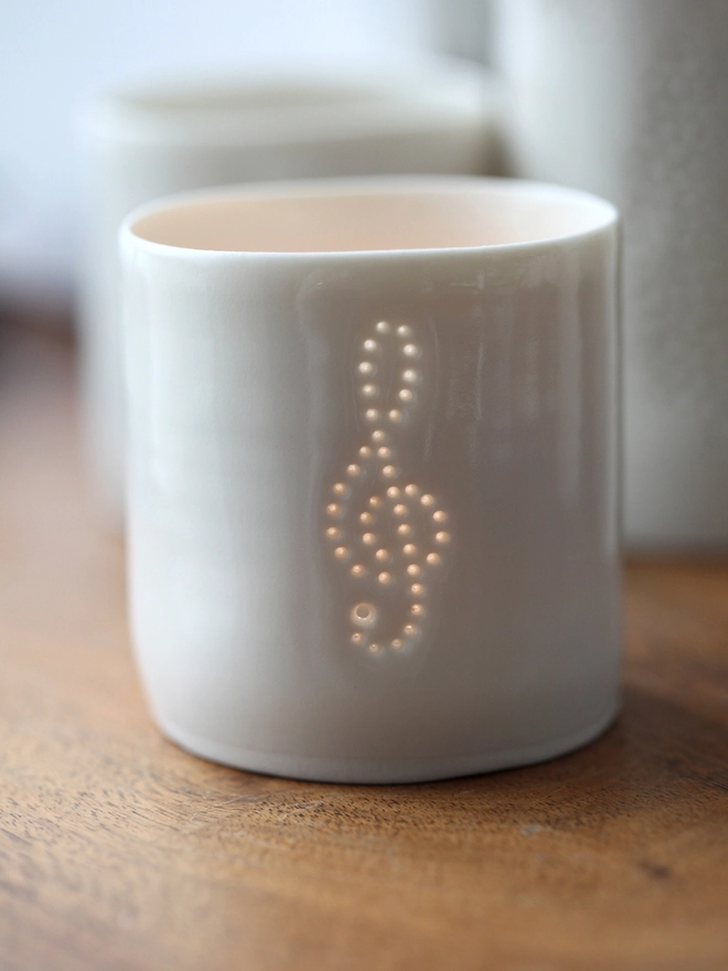 treble clef music symbol mini porcelain tealight holder